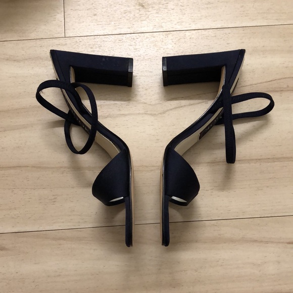 J G Hook  Navy Blue Strappy Block Heels Size: 7.5 - Picture 7 of 9